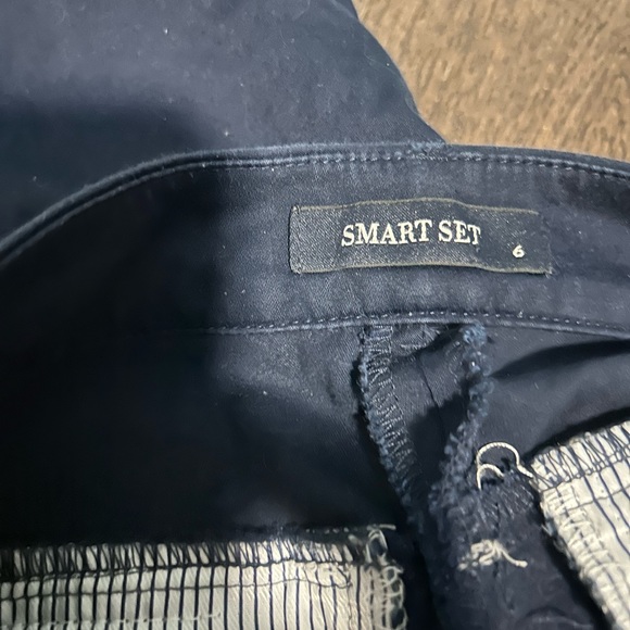 Slim-Fit Blue Business Casual Pants with Cropped Ankles - Picture 7 of 8